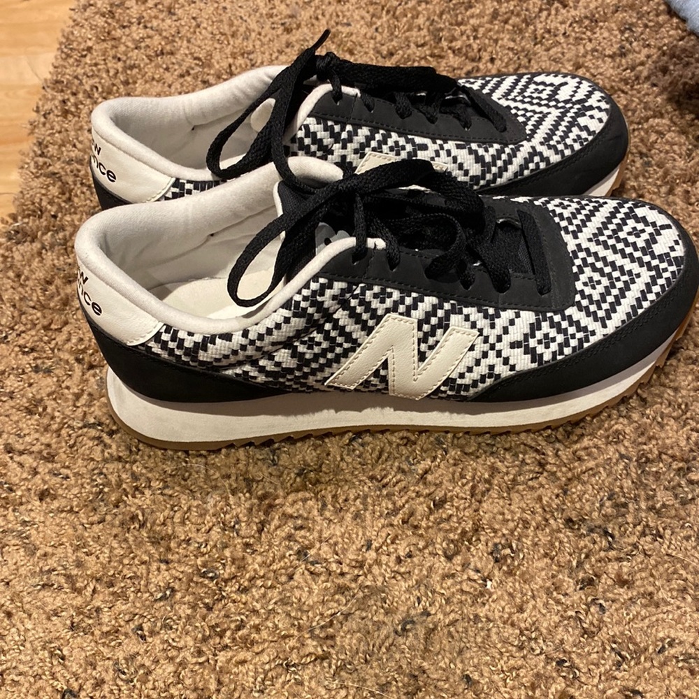 New Balance vintage embroidered shoes
